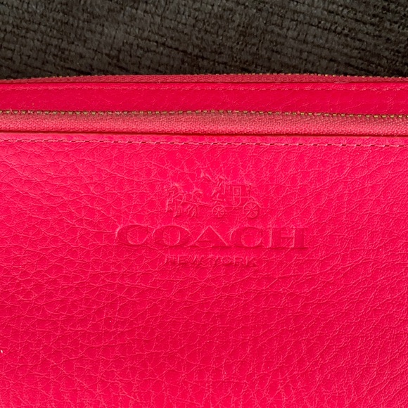 Coach Fuchsia Leather Wristlet - Picture 2 of 9